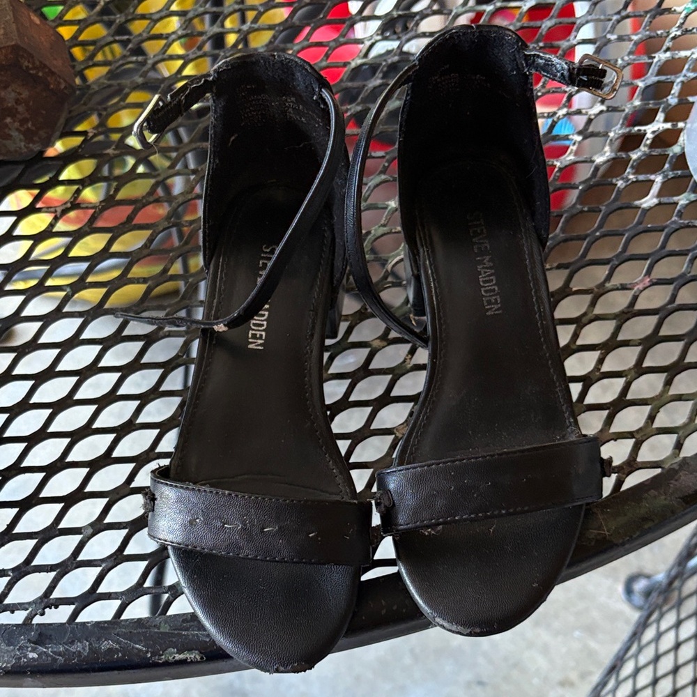 Steve Madden Elegant Black Heels